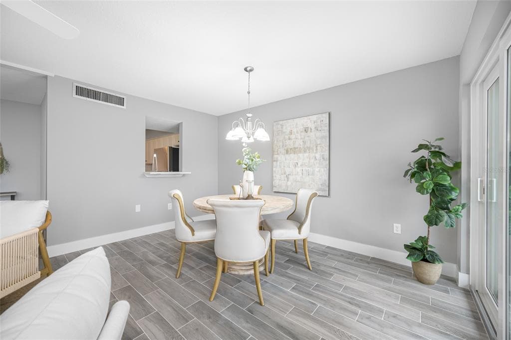 1401 GULF BOULEVARD 113 photo 14