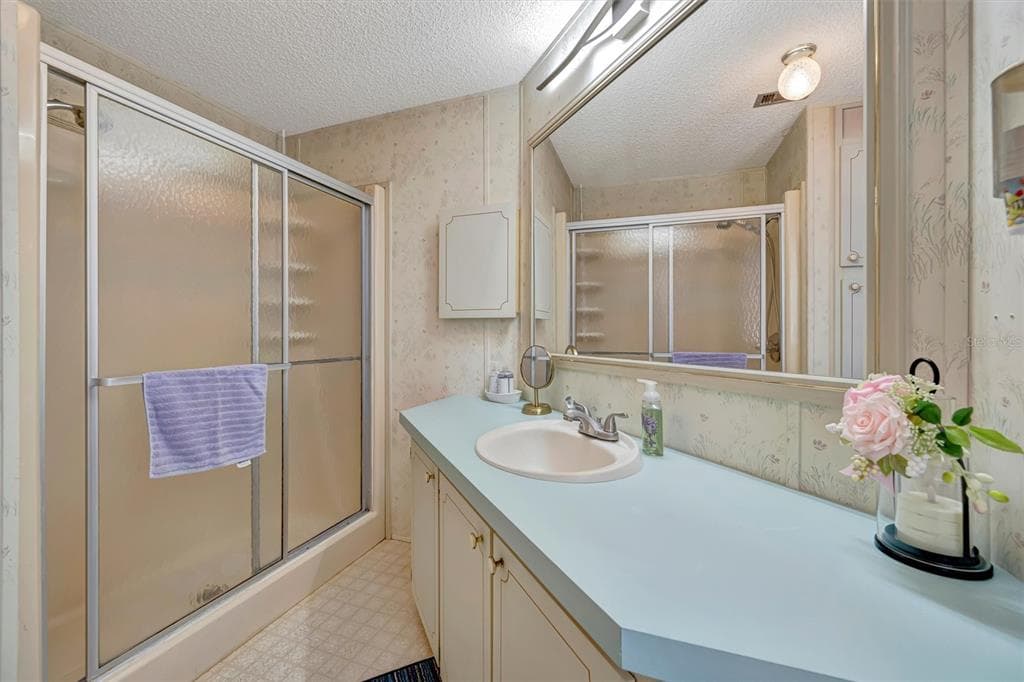 106 N SAINT GEORGE CIRCLE photo 22