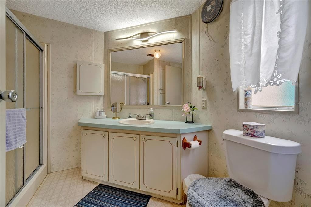 106 N SAINT GEORGE CIRCLE photo 21