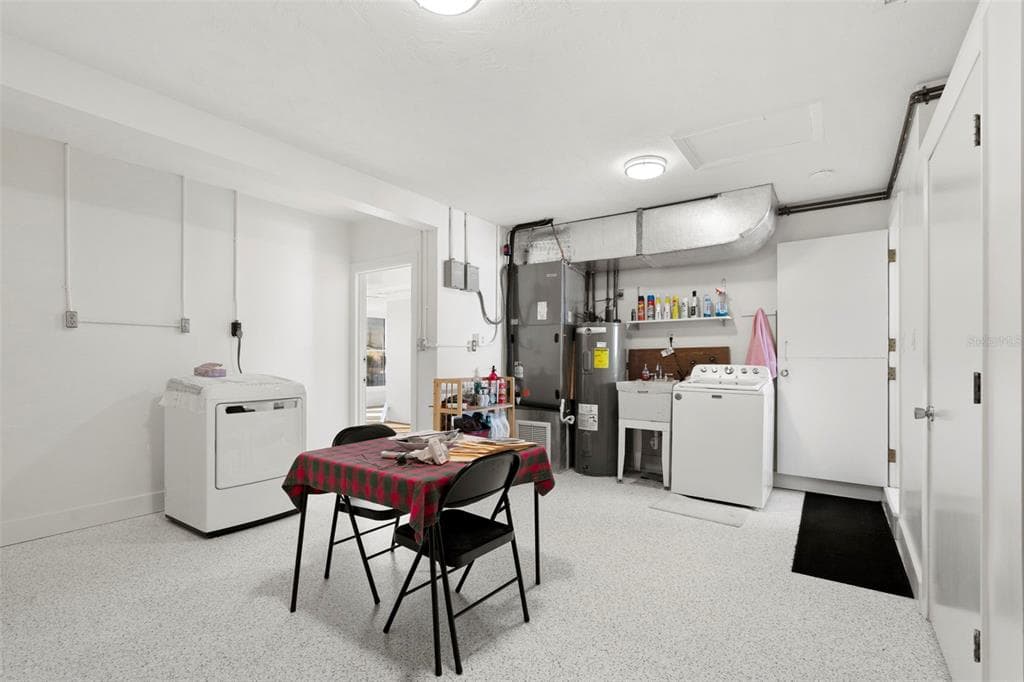 5003 COMMONWEALTH ROAD photo 18