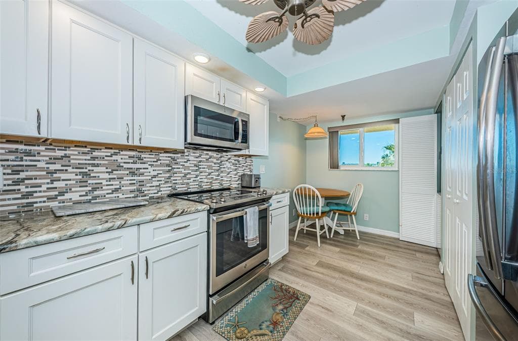 401 150TH AVENUE 245 photo 10