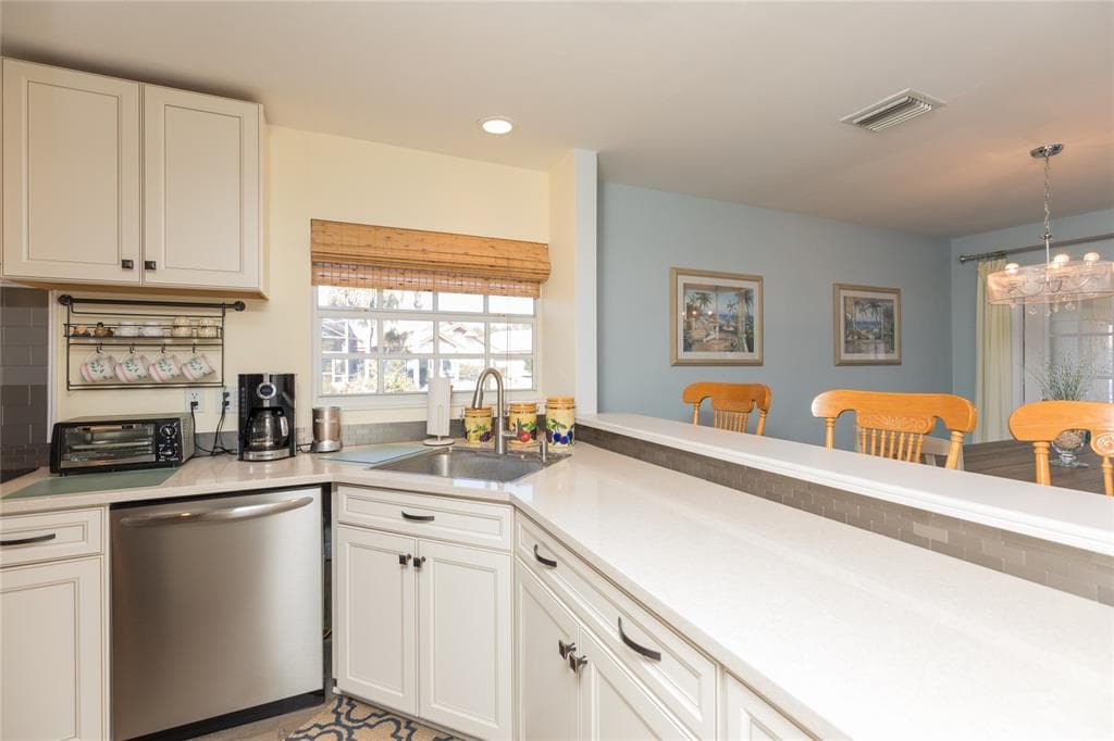 40 SAN CARLOS DRIVE photo 11