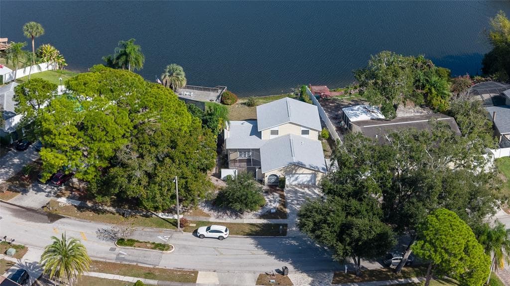 6809 TWELVE OAKS BOULEVARD photo 1