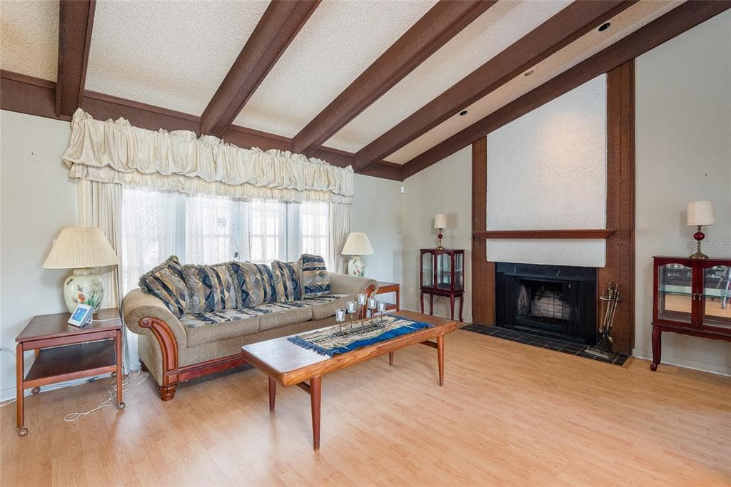 6809 TWELVE OAKS BOULEVARD photo 10