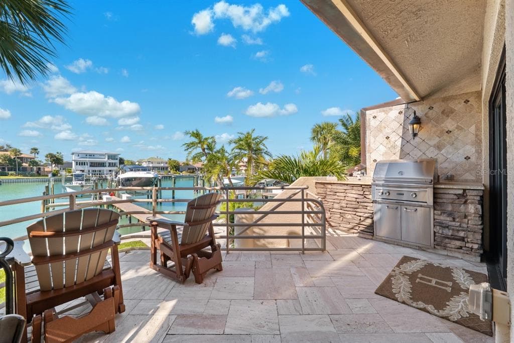 740 PINELLAS BAYWAY S photo 7
