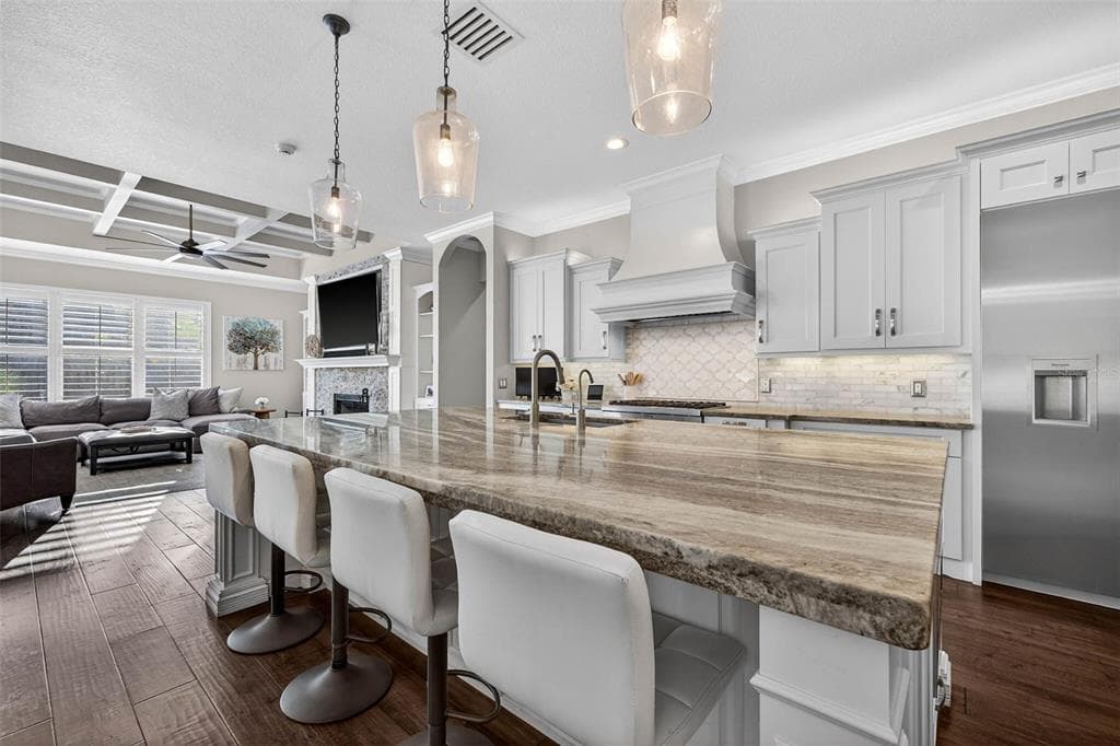 1581 ALEXANDER ROAD photo 8