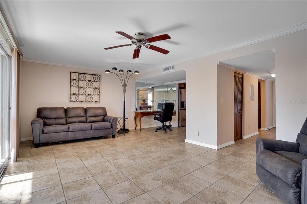 6315 NEWTOWN CIRCLE 15B3 photo 7