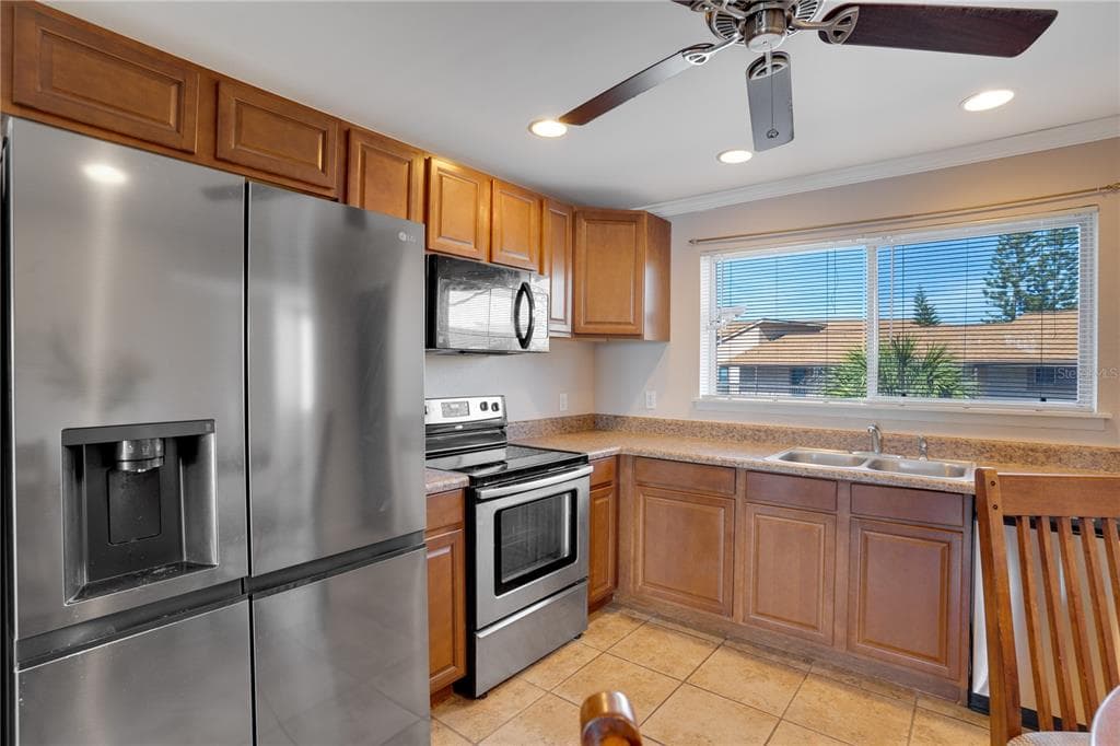 6315 NEWTOWN CIRCLE #15B3 3