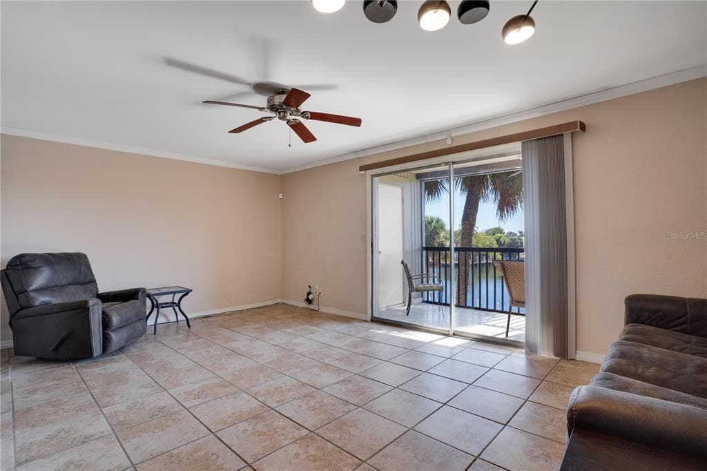 6315 NEWTOWN CIRCLE 15B3 photo 10