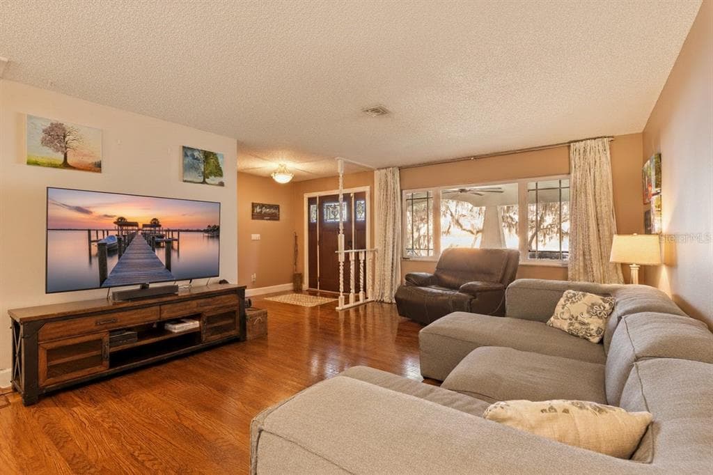 103 S LAKESHORE DRIVE photo 13