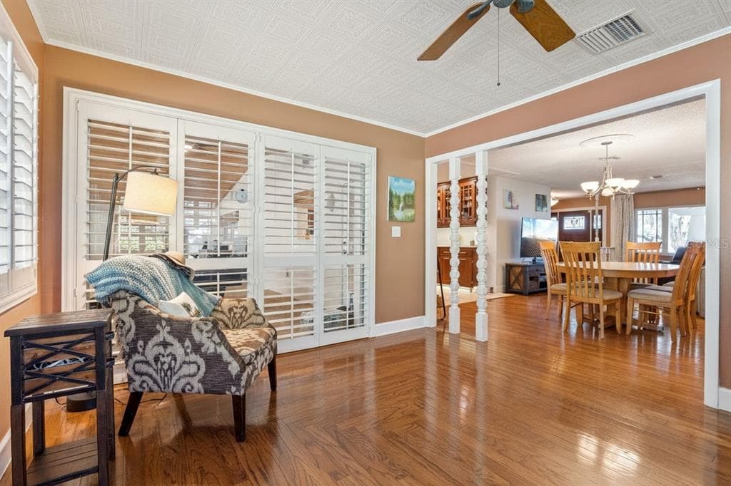 103 S LAKESHORE DRIVE photo 17
