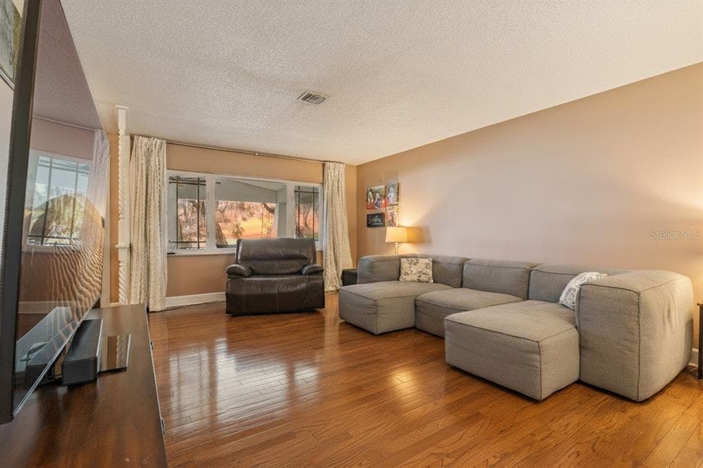 103 S LAKESHORE DRIVE photo 12