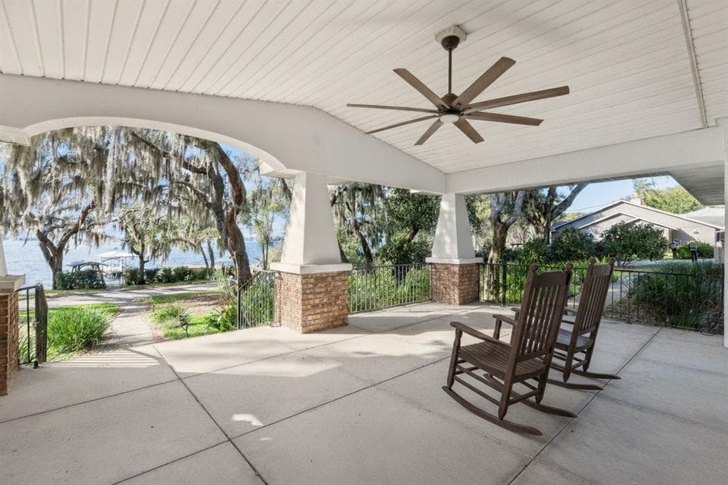 103 S LAKESHORE DRIVE photo 10