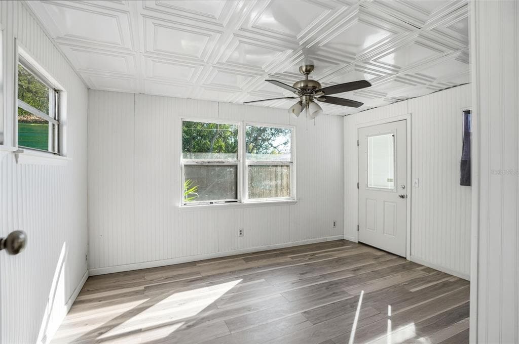 9727 LAKE DRIVE photo 6