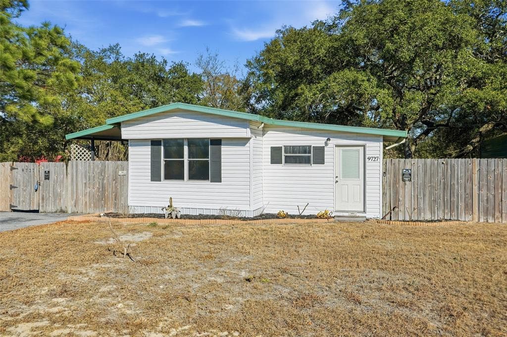 9727 LAKE DRIVE photo 20