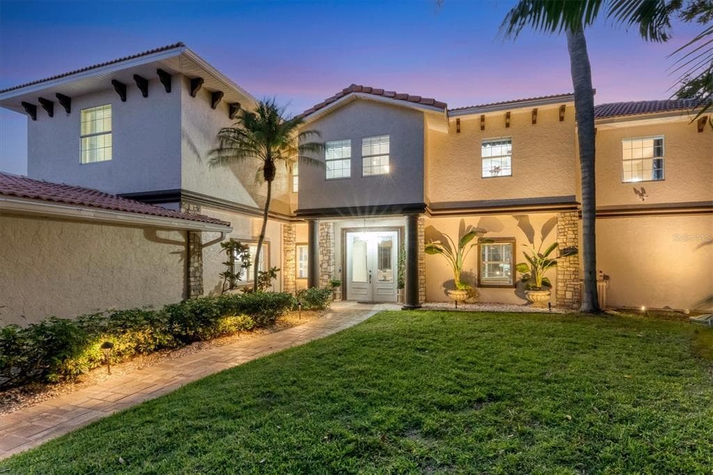7300 COVE TERRACE photo 2