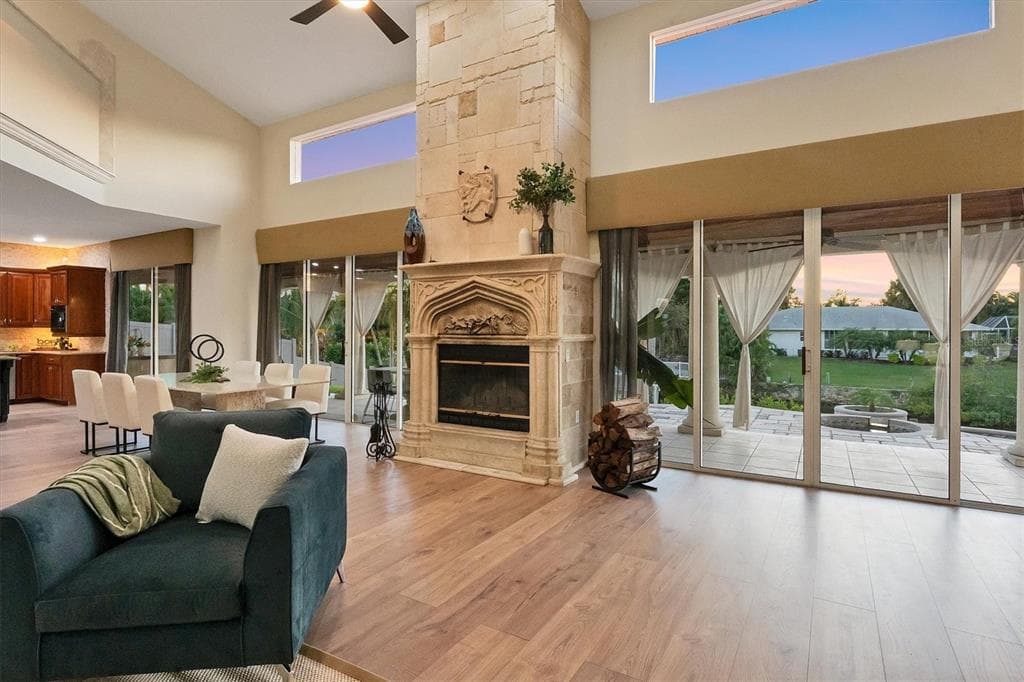 7300 COVE TERRACE photo 17