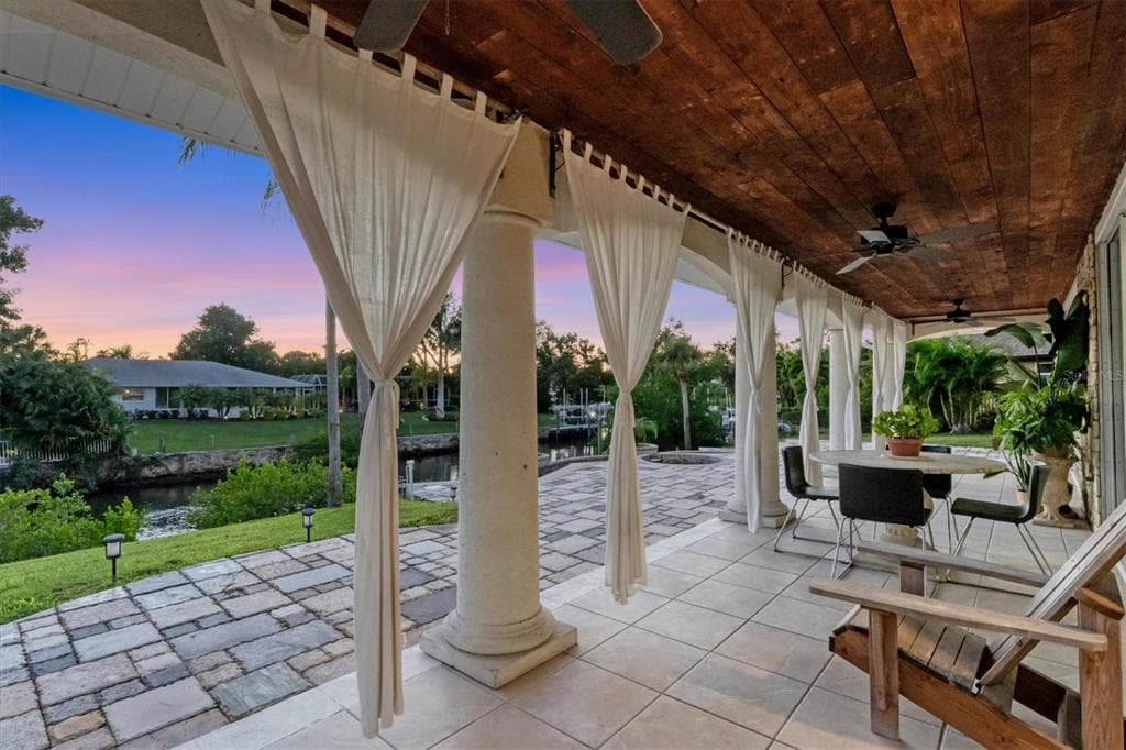 7300 COVE TERRACE photo 10