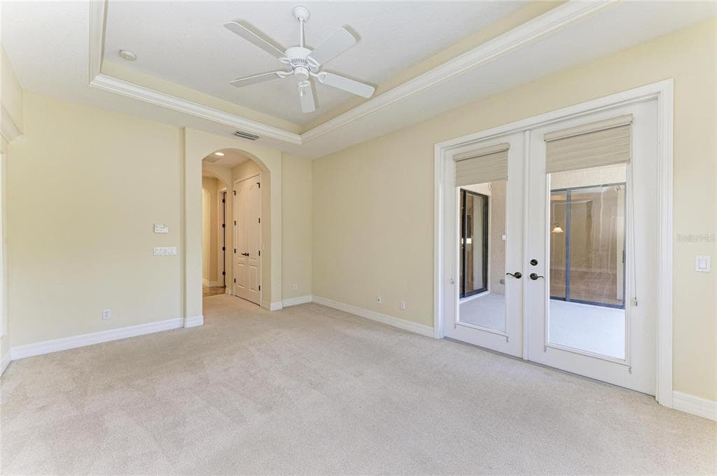 650 CRANE PRAIRIE WAY photo 21