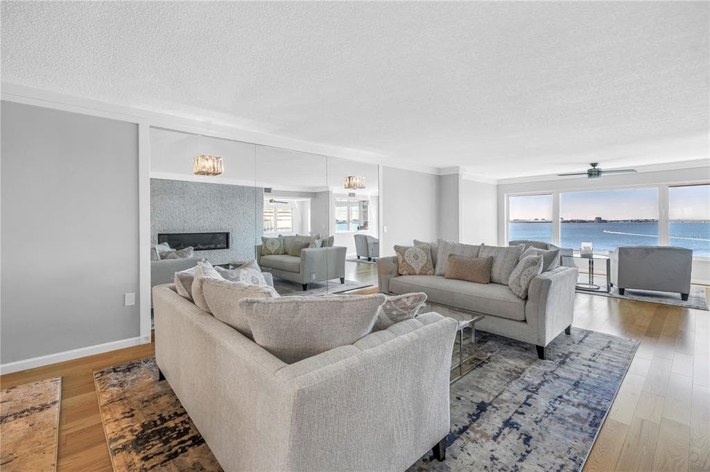 6020 SHORE BOULEVARD S 712 photo 20