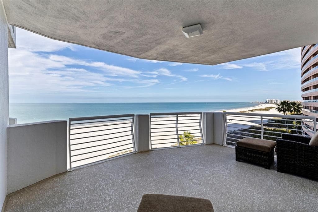 1350 GULF BOULEVARD 704 photo 14