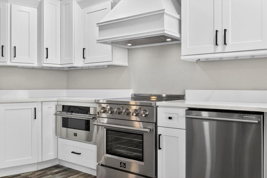 4111 MARINE PARKWAY photo 17