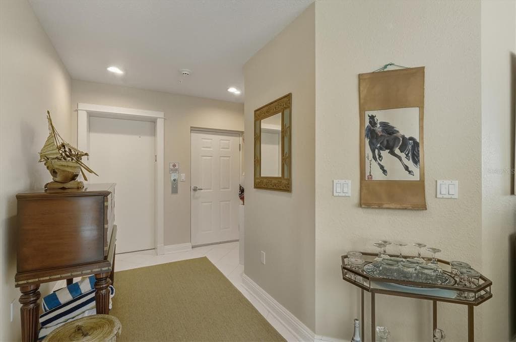 767 S HARBOR DRIVE 1B photo 8