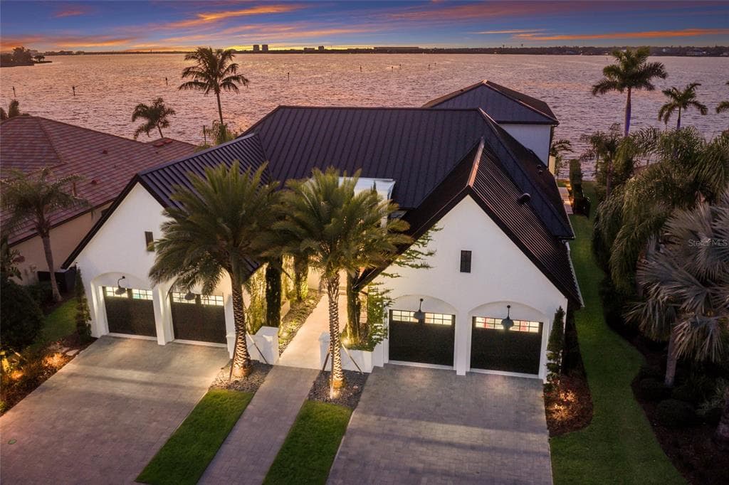 628 REGATTA WAY 2