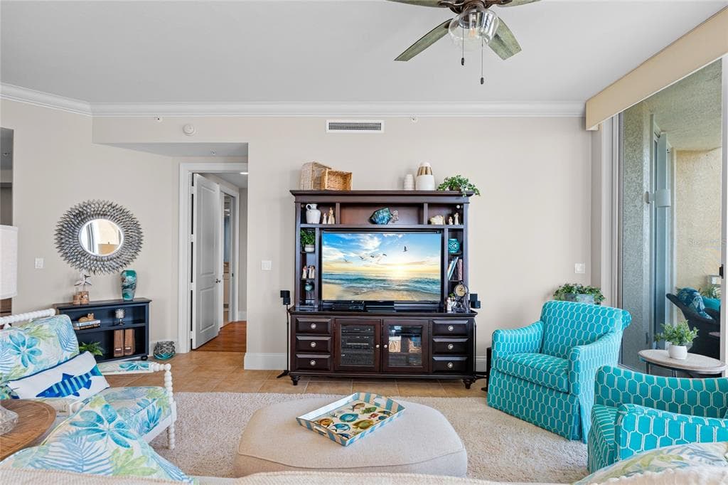 140 RIVIERA DUNES WAY #503 4