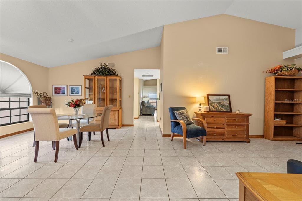 1843 JUANITA COURT photo 7