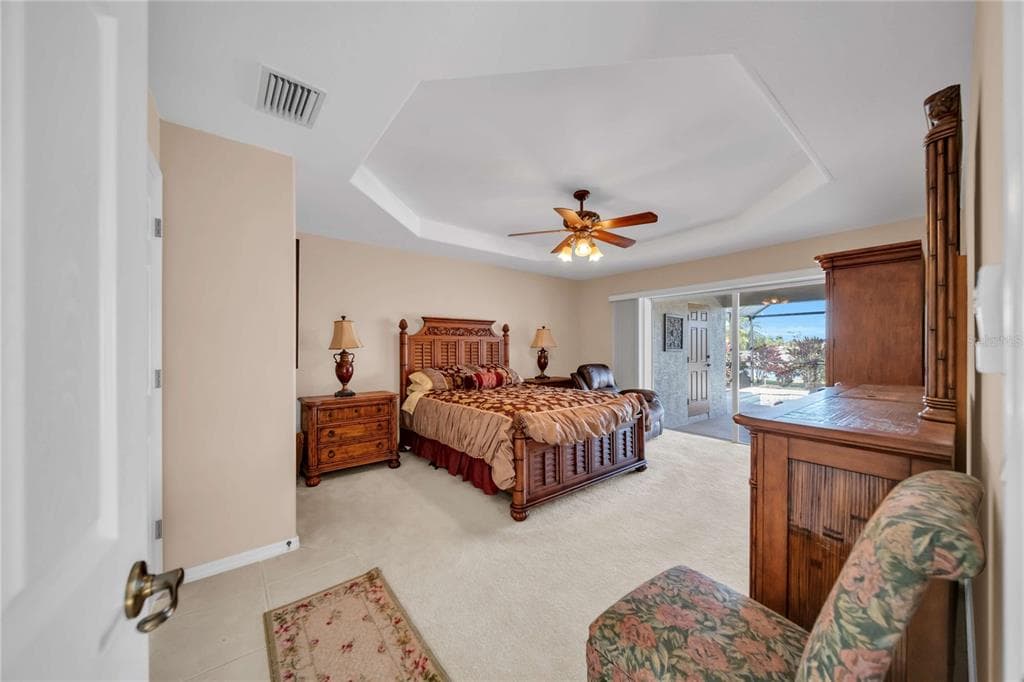 240 WHITE MARSH LANE photo 3