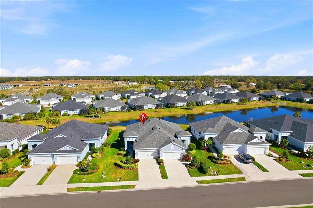 14530 BAREFOOT LANE photo 3
