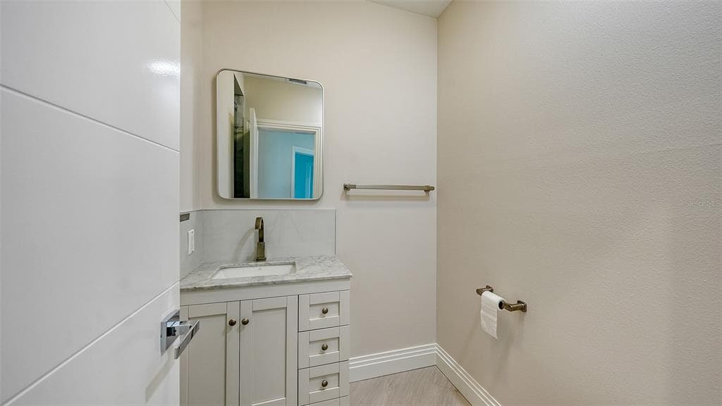 535 SANCTUARY DRIVE C807 photo 21