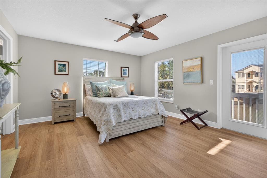 1902 ARROWHEAD DRIVE NE photo 24