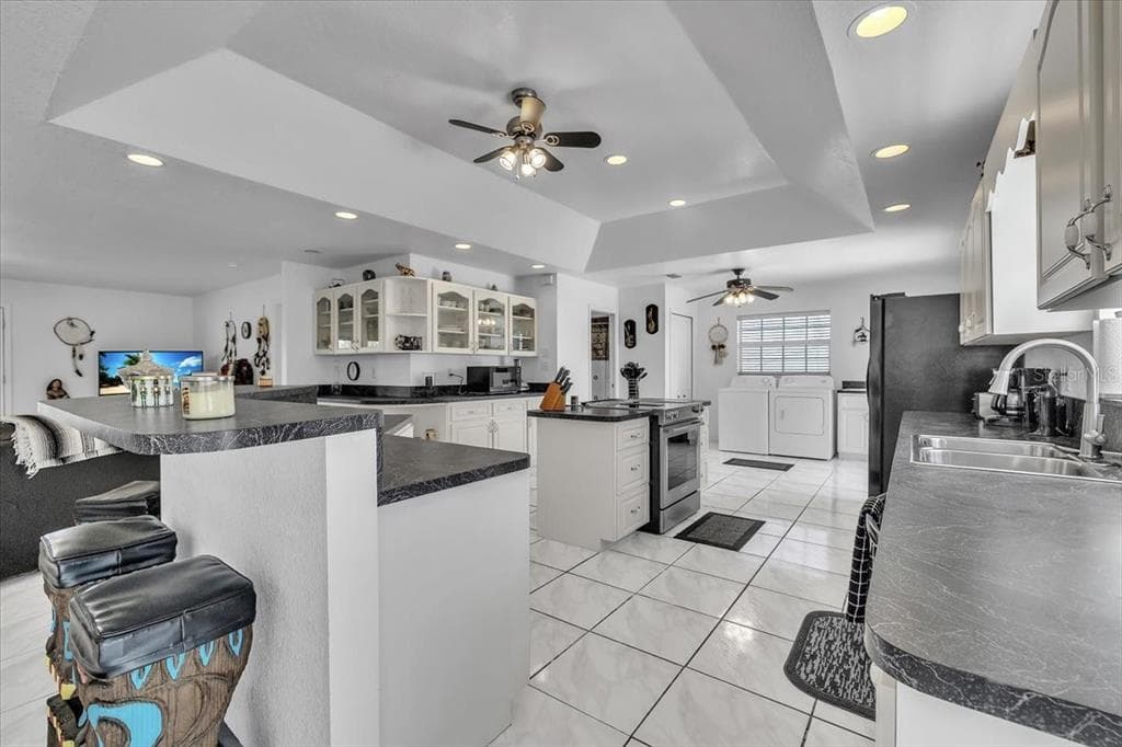 3900 COLONY COURT photo 12