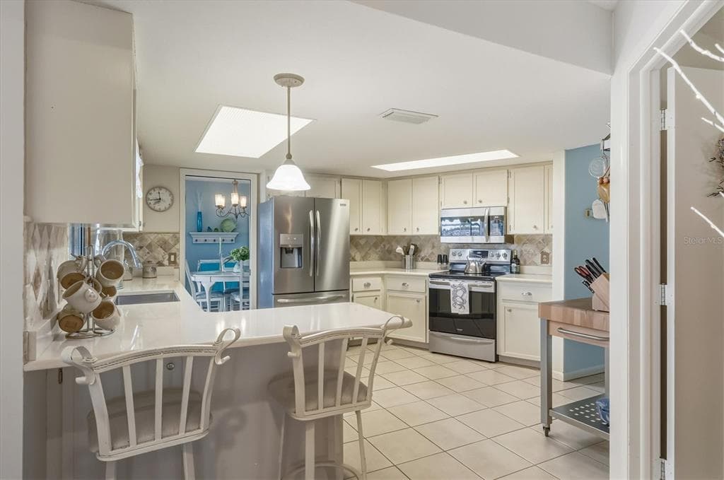 12577 SW KINGS ROW photo 18
