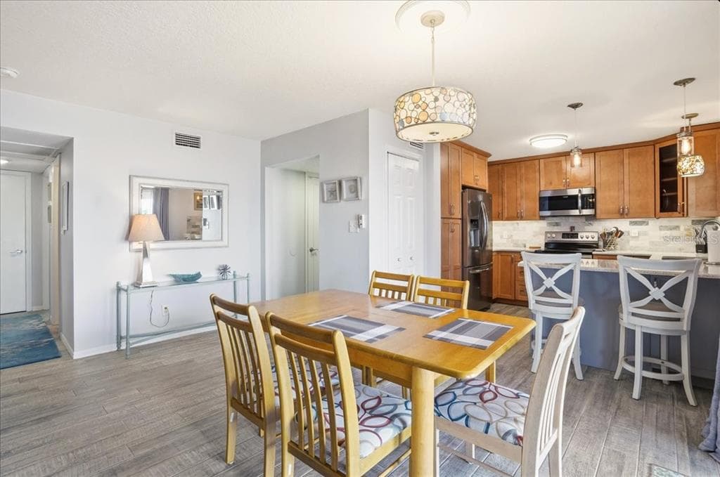 205 POMPANO DRIVE SE B photo 7