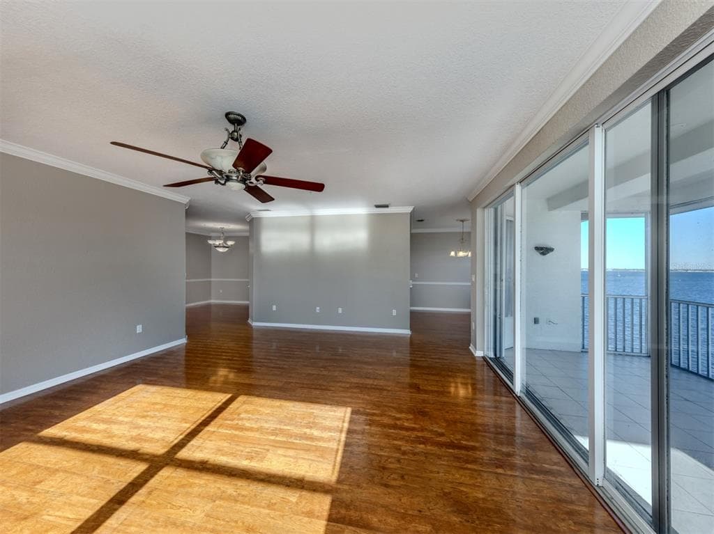 200 HARBOR WALK DRIVE 155 photo 15