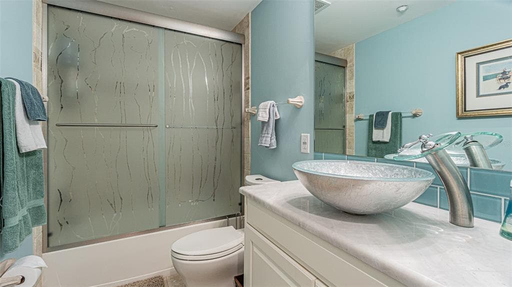 1370 GULF BOULEVARD 703 photo 22