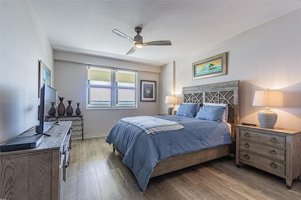 1370 GULF BOULEVARD 703 photo 20