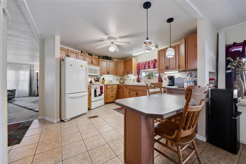 121 BONNIE DRIVE photo 13
