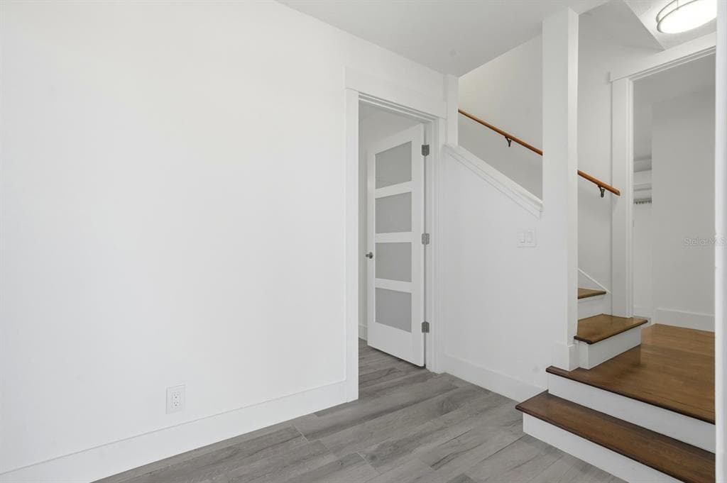 2656 S OCEAN SHORE BOULEVARD photo 12