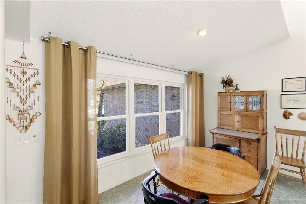 12806 7TH AVENUE NE photo 10