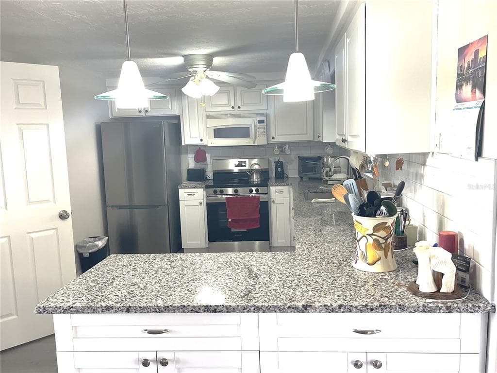 7601 HATTERAS DRIVE photo 8