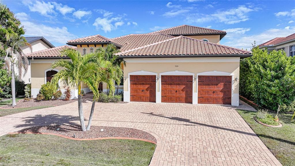 166 HIBISCUS DRIVE photo 6