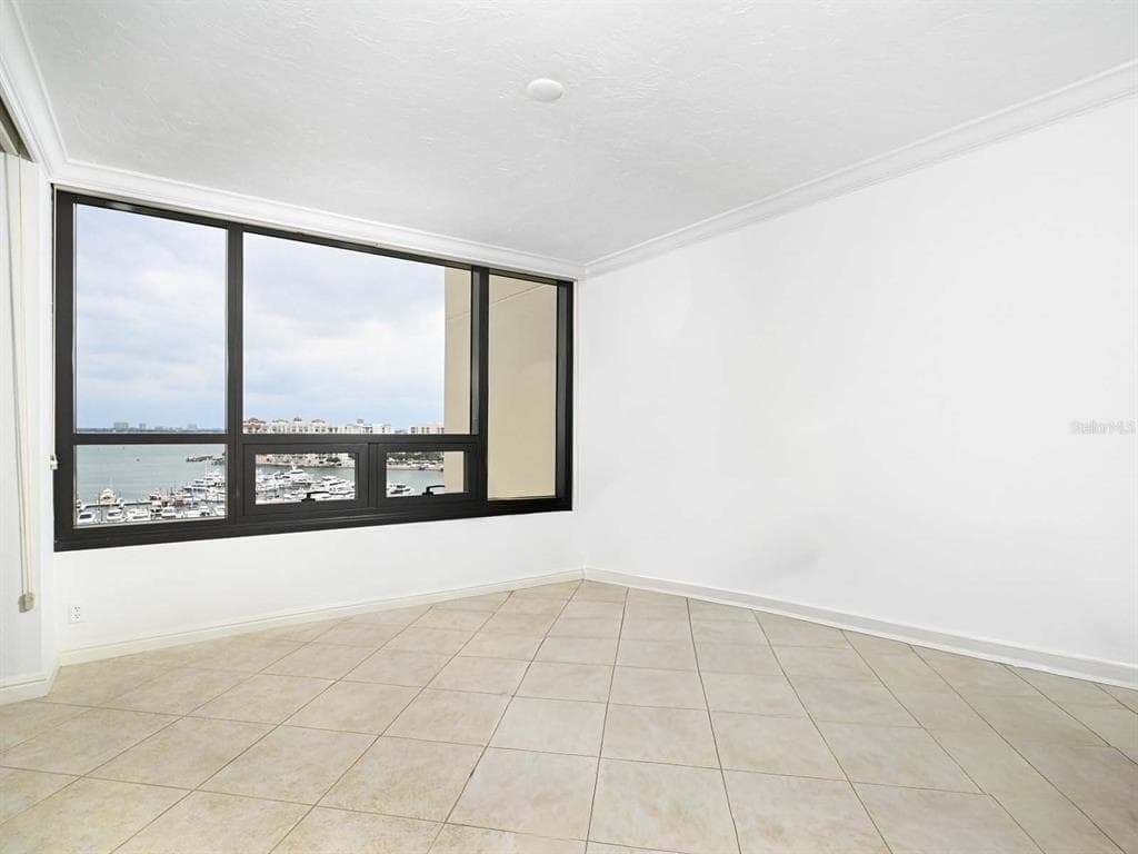 1255 N GULFSTREAM AVENUE 1106 photo 21