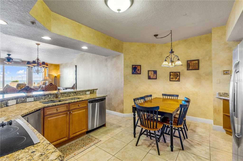 2901 S ATLANTIC AVENUE 102 photo 13