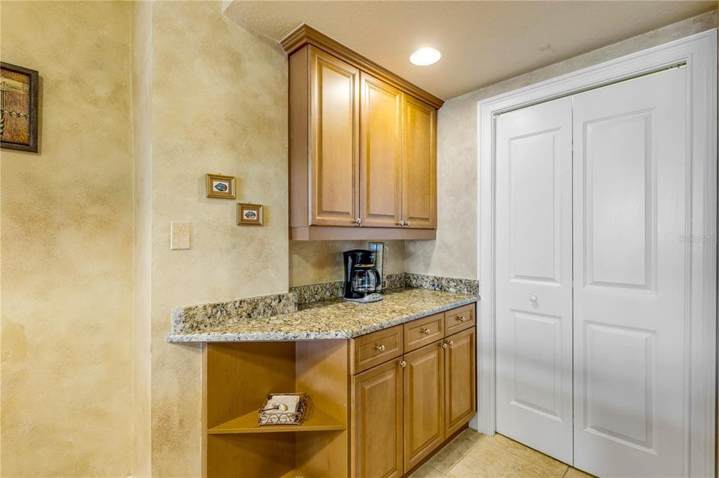 2901 S ATLANTIC AVENUE 102 photo 14
