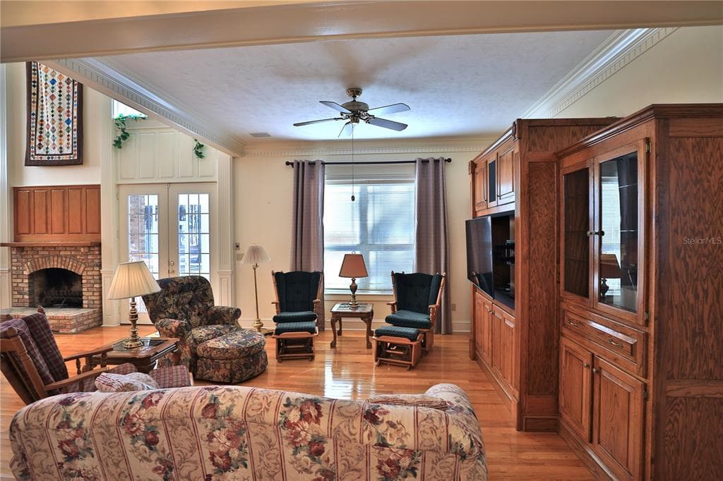 15551 NW HIGHWAY 225 photo 13
