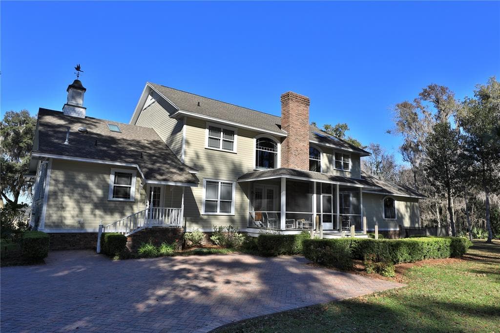 15551 NW HIGHWAY 225 photo 3